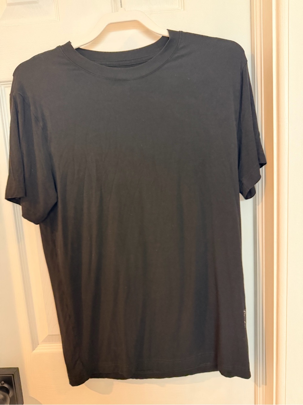 Comfrt Black Soft Stretch Crewneck T-Shirt Women’s XS Minimalist Basic